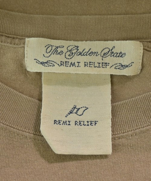 REMI RELIEF เสื้อยืด/เสื้อท็อปส์