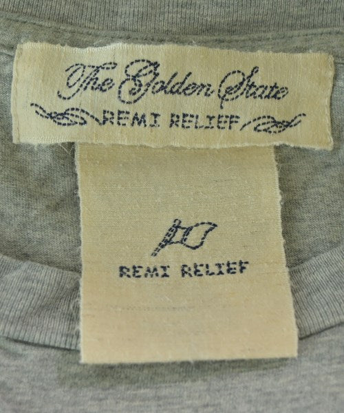 REMI RELIEF เสื้อยืด/เสื้อท็อปส์