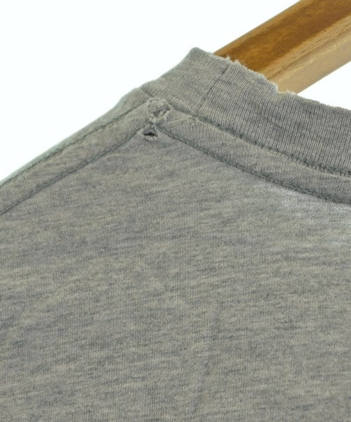 REMI RELIEF เสื้อยืด/เสื้อท็อปส์