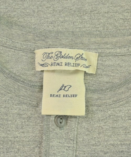 REMI RELIEF เสื้อยืด/เสื้อท็อปส์