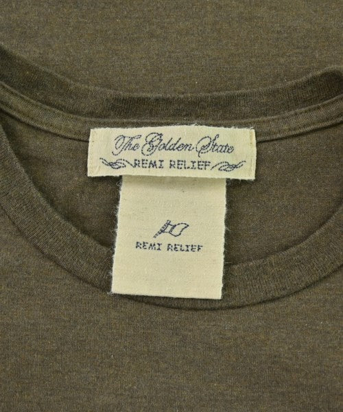 REMI RELIEF เสื้อยืด/เสื้อท็อปส์
