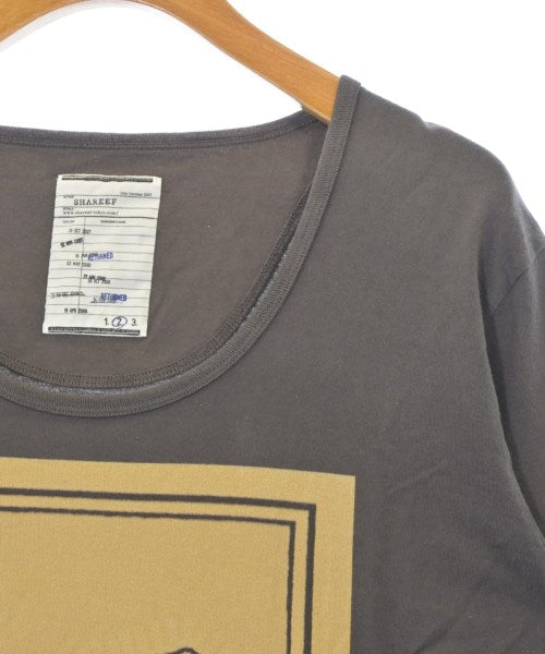 SHAREEF เสื้อยืด/เสื้อท็อปส์
