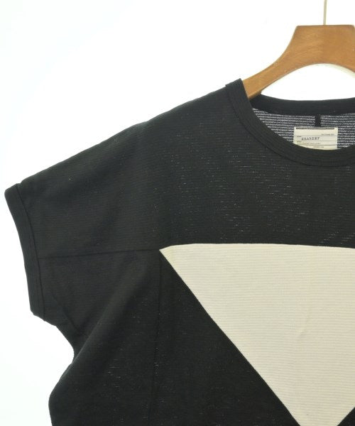 SHAREEF เสื้อยืด/เสื้อท็อปส์