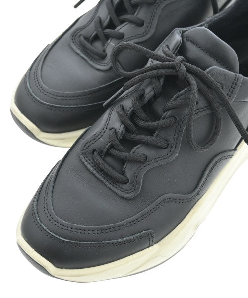 ecco รองเท้าผ้าใบ