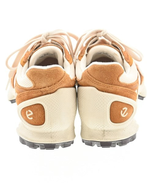 ecco รองเท้าผ้าใบ