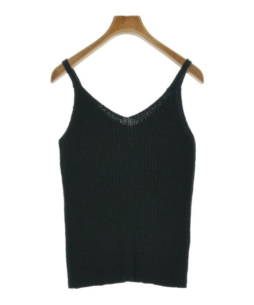 UNGRID เสื้อแขนกุด