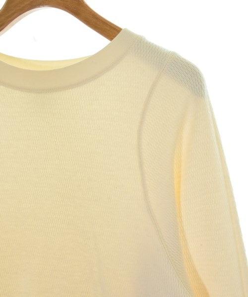 UNGRID เสื้อยืด/เสื้อท็อปส์