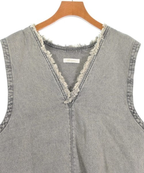Loungedress เสื้อกั๊ก