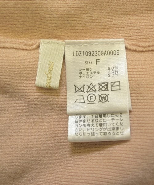 Loungedress ชุดสูทแบบครบเซต (อื่นๆ)