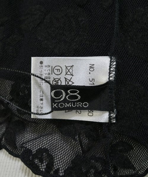 4298 SHIZUKA KOMURO เสื้อสตรี