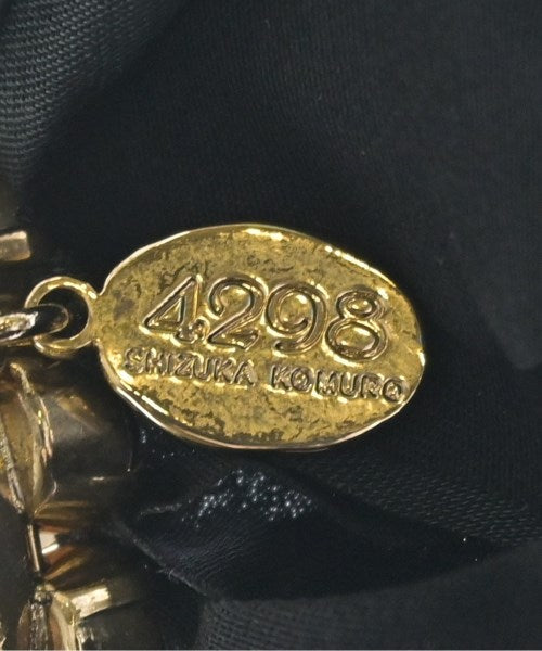 4298 SHIZUKA KOMURO เข็มกลัด/ดอกไม้ติดเสื้อ