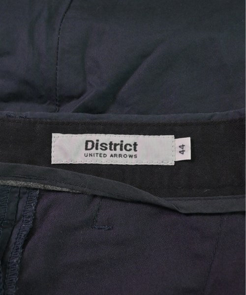 DISTRICT กางเกงขาสั้น