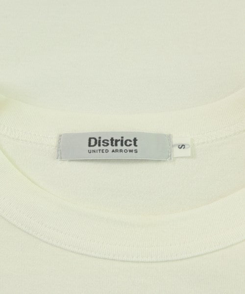 DISTRICT เสื้อยืด/เสื้อท็อปส์