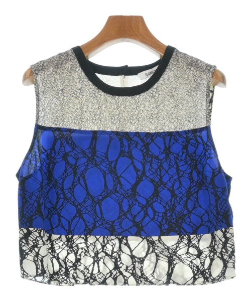 Elizabeth and James เสื้อสตรี