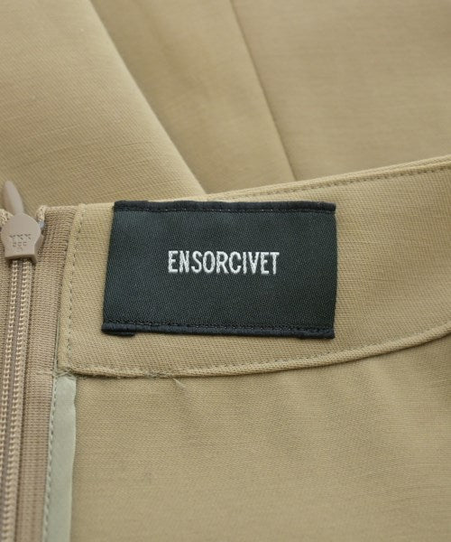 ENSOR CIVET กระโปรงยาวถึงเข่า