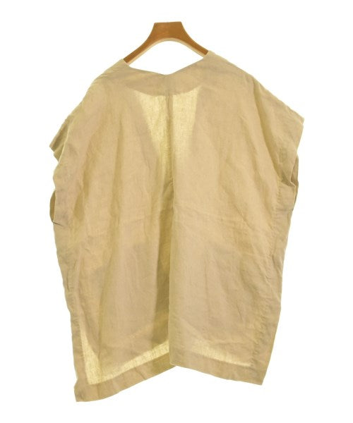 SACRA เสื้อกั๊ก
