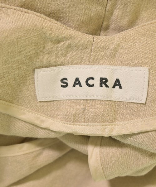 SACRA เสื้อกั๊ก