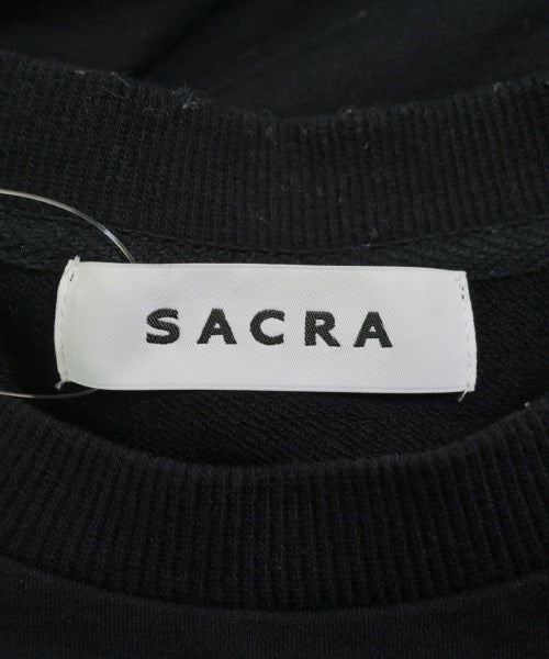 SACRA เสื้อยืด/เสื้อท็อปส์