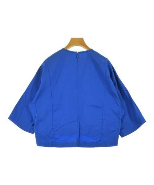 SACRA เสื้อสตรี