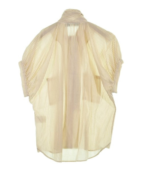 SACRA เสื้อลำลอง