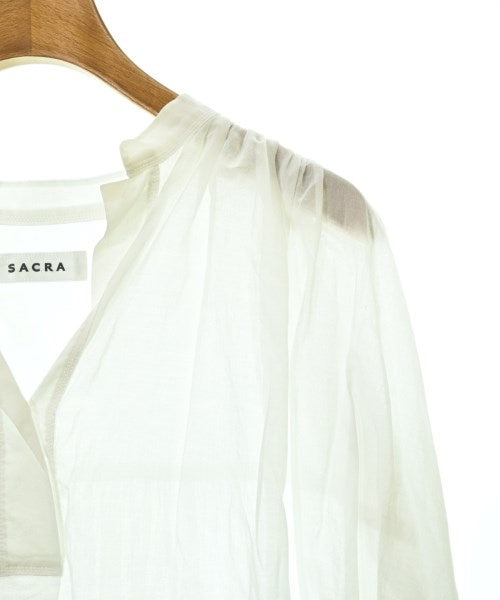SACRA เสื้อสตรี