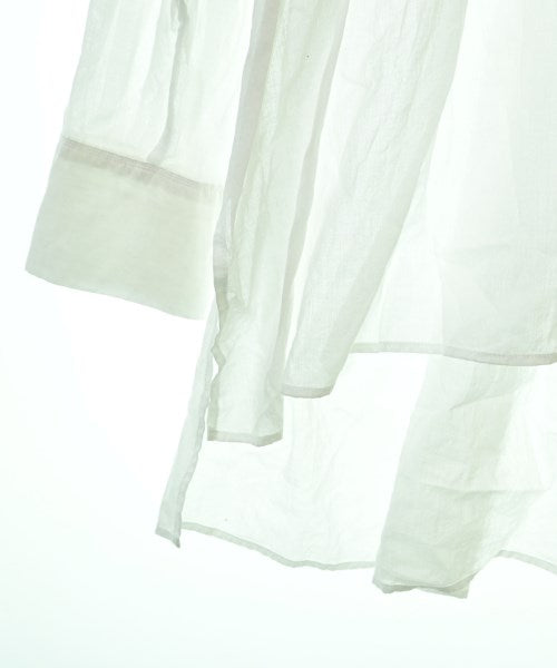 SACRA เสื้อสตรี