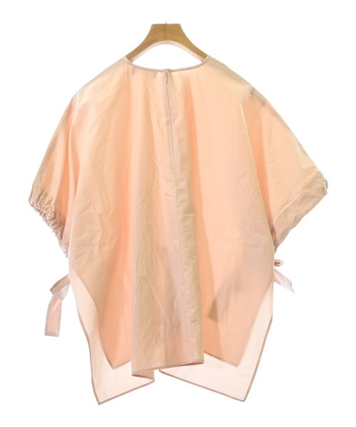 SACRA เสื้อสตรี