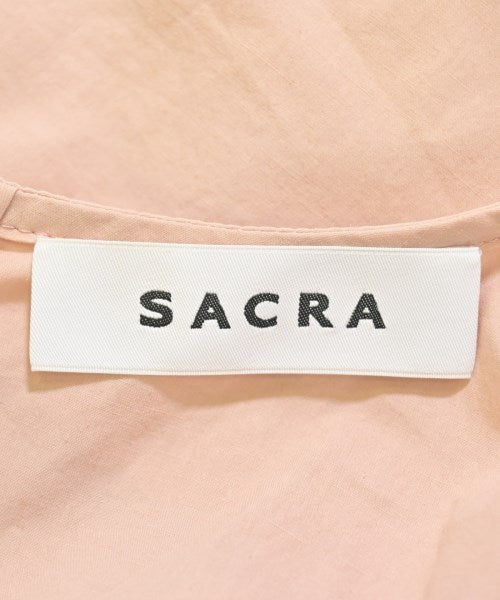 SACRA เสื้อสตรี