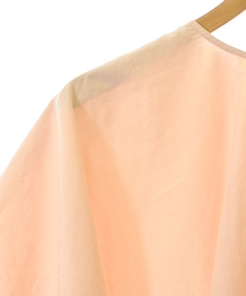 SACRA เสื้อสตรี