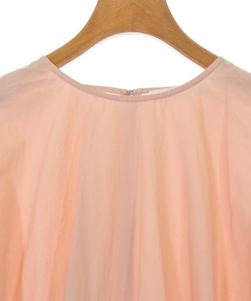 SACRA เสื้อสตรี