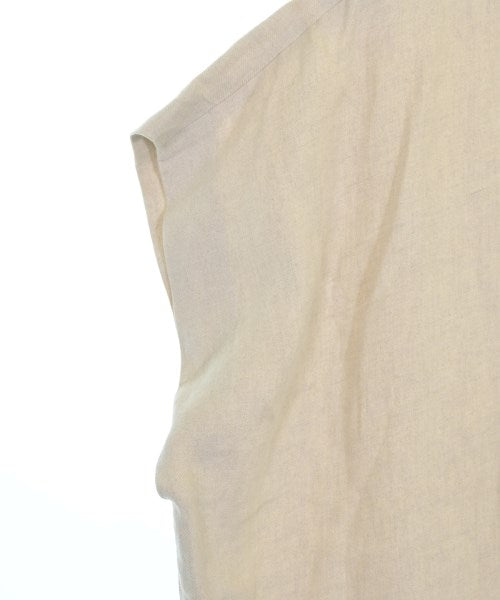 SACRA เสื้อกั๊ก