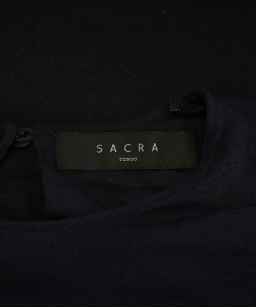 SACRA เสื้อยืด/เสื้อท็อปส์