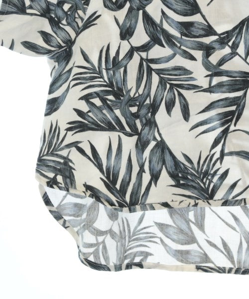 SACRA เสื้อสตรี