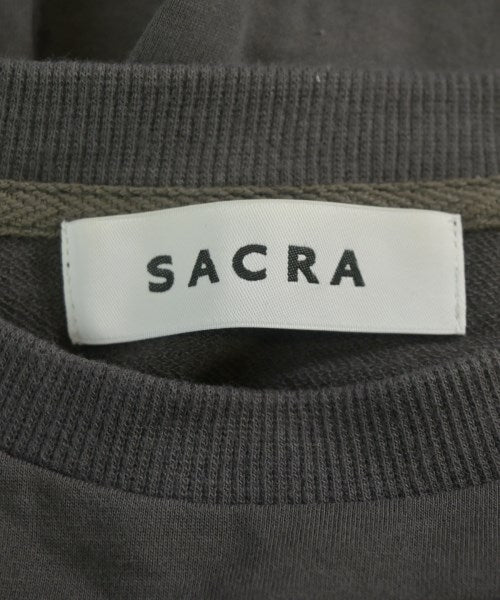 SACRA เสื้อยืด/เสื้อท็อปส์