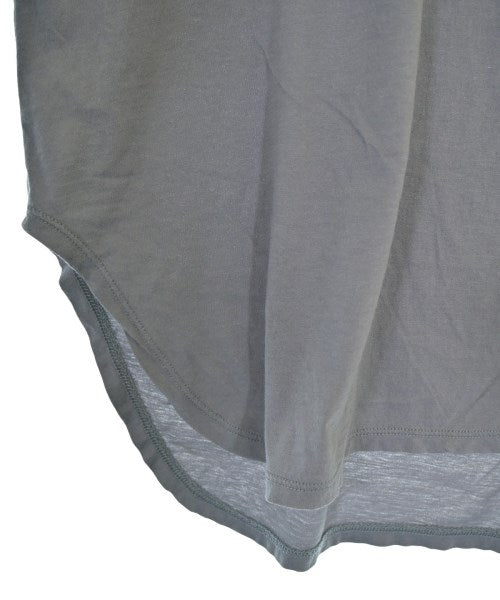 SACRA เสื้อยืด/เสื้อท็อปส์