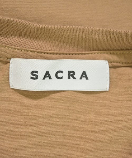 SACRA เสื้อยืด/เสื้อท็อปส์