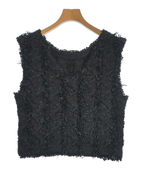 Whim Gazette เสื้อแขนกุด