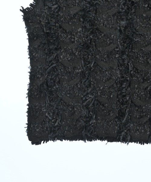 Whim Gazette เสื้อแขนกุด