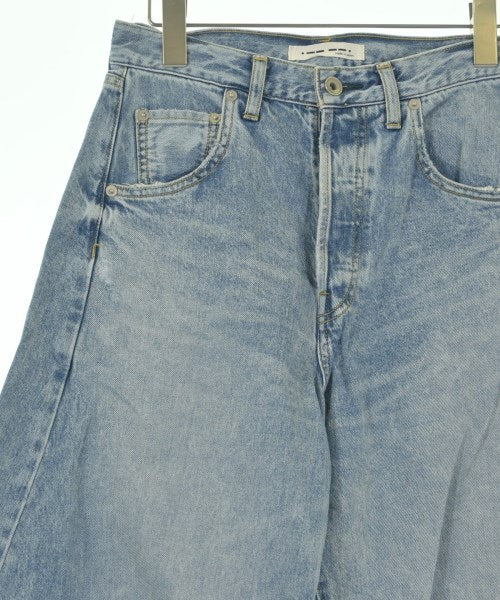 ･----･ ยีนส์