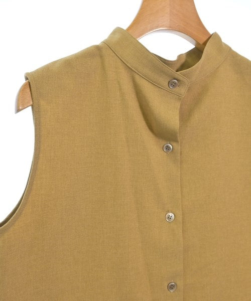 Whim Gazette เสื้อลำลอง