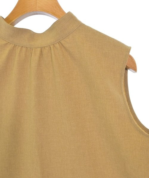 Whim Gazette เสื้อลำลอง