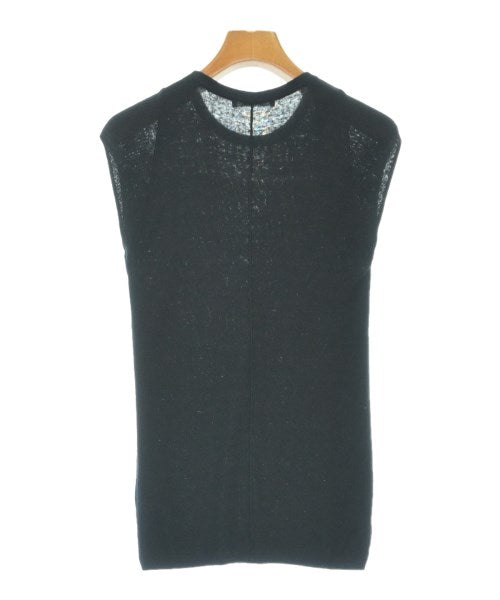 Whim Gazette เสื้อแขนกุด
