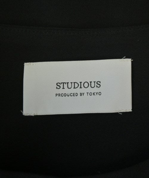 STUDIOUS เสื้อลำลอง