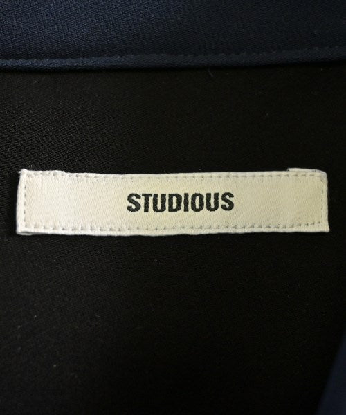 STUDIOUS เสื้อลำลอง