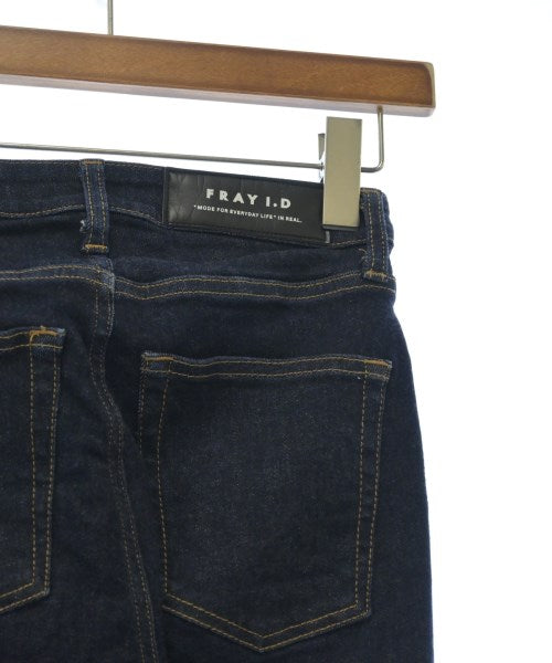 FRAY I.D ยีนส์