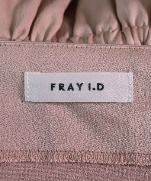 FRAY I.D เสื้อสตรี