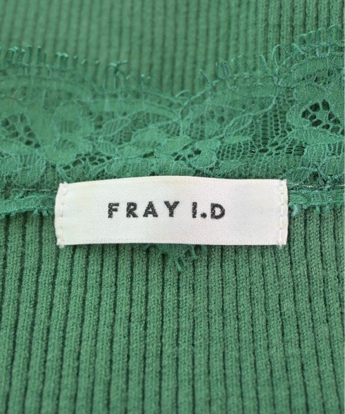 FRAY I.D เสื้อกันหนาว