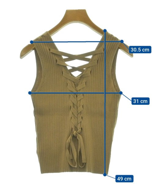 FRAY I.D เสื้อแขนกุด