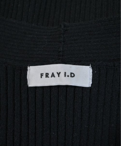 FRAY I.D เสื้อกันหนาว