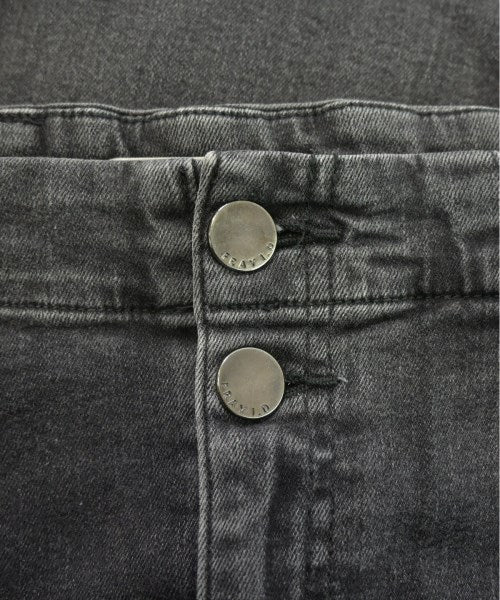 FRAY I.D ยีนส์